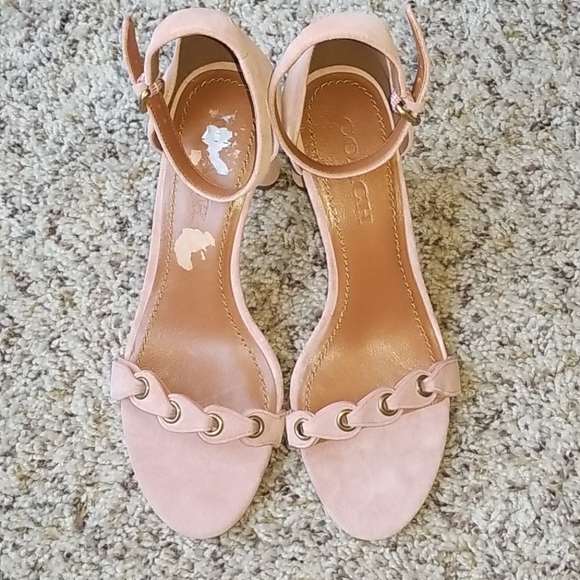 Coach Link Heel in Peony - Picture 3 of 5